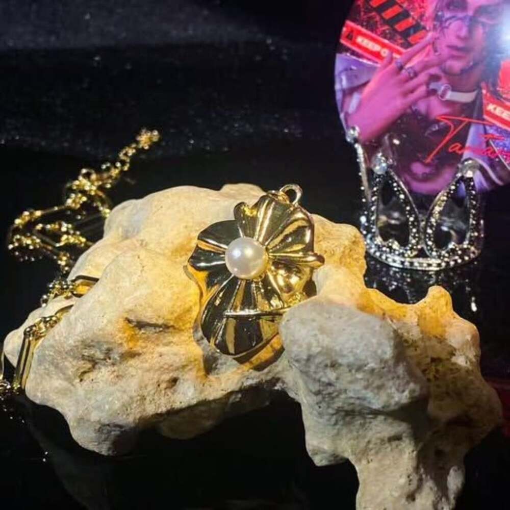 Love and Deepspace Sylus Necklace, ,Sylus Gift Jewelry,Sylus Crow Claw Necklace,